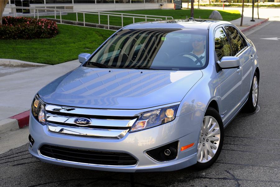  Ford Fusion America 2010 года  (фото 3 из 9)